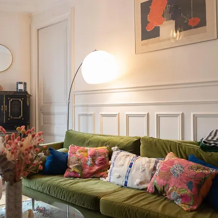 Charming Cocoon Close To Montmartre *