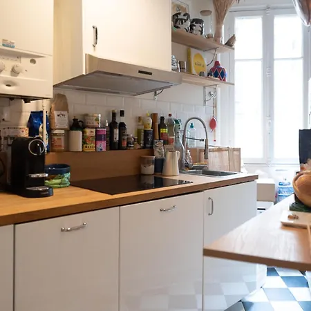 Charming Cocoon Close To Montmartre Apartment